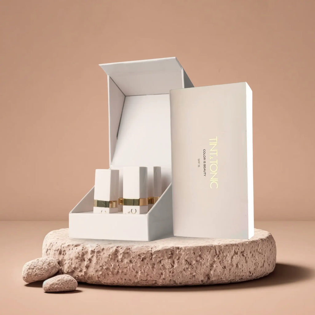 Combo 2: Metalizing Bullet Lipstick (Mini) – (Pack of Four) + Liquid Lipstick (Pack of Six)